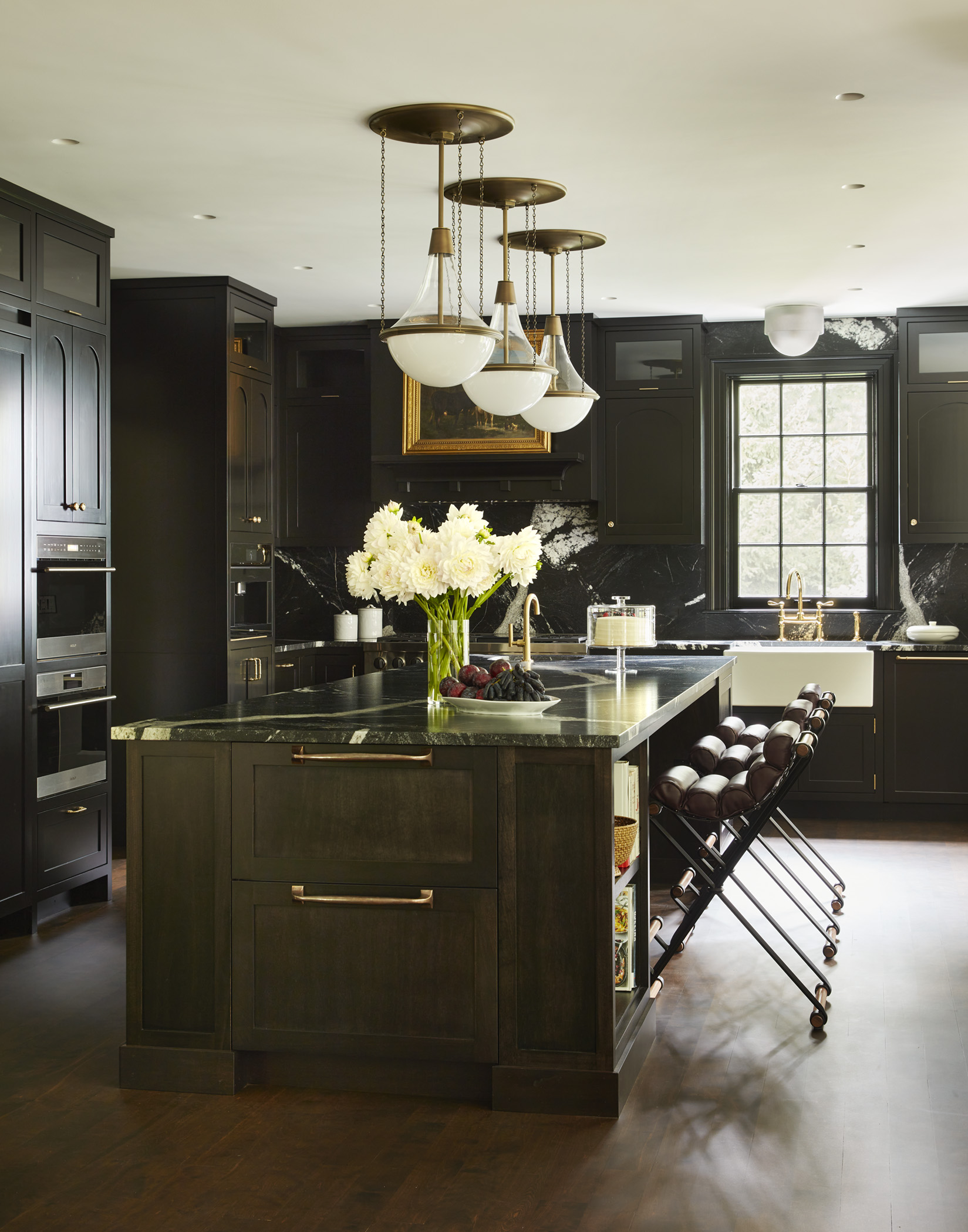 Modern English Kitchen Image 1
