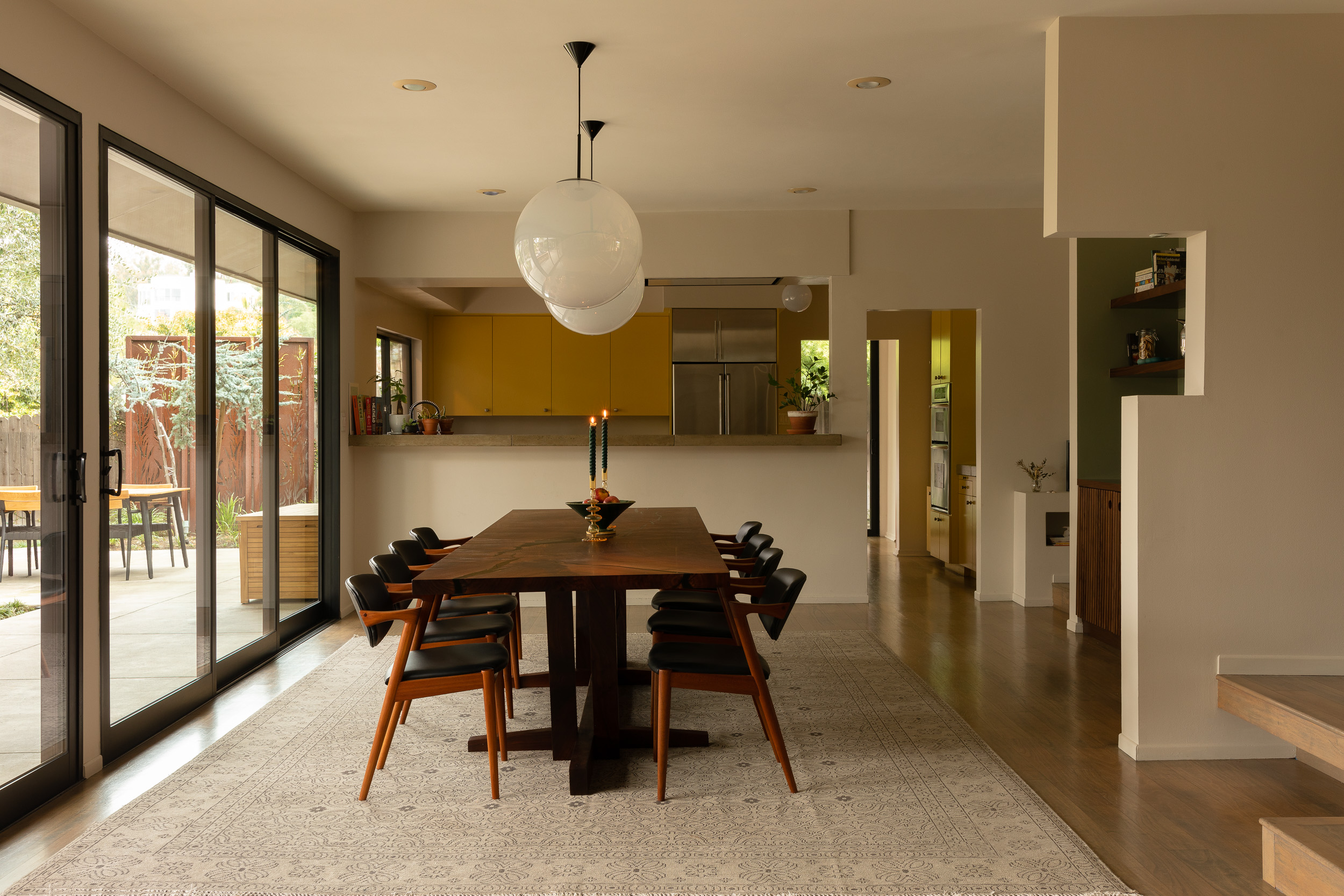 Tustin Tropical Image 3