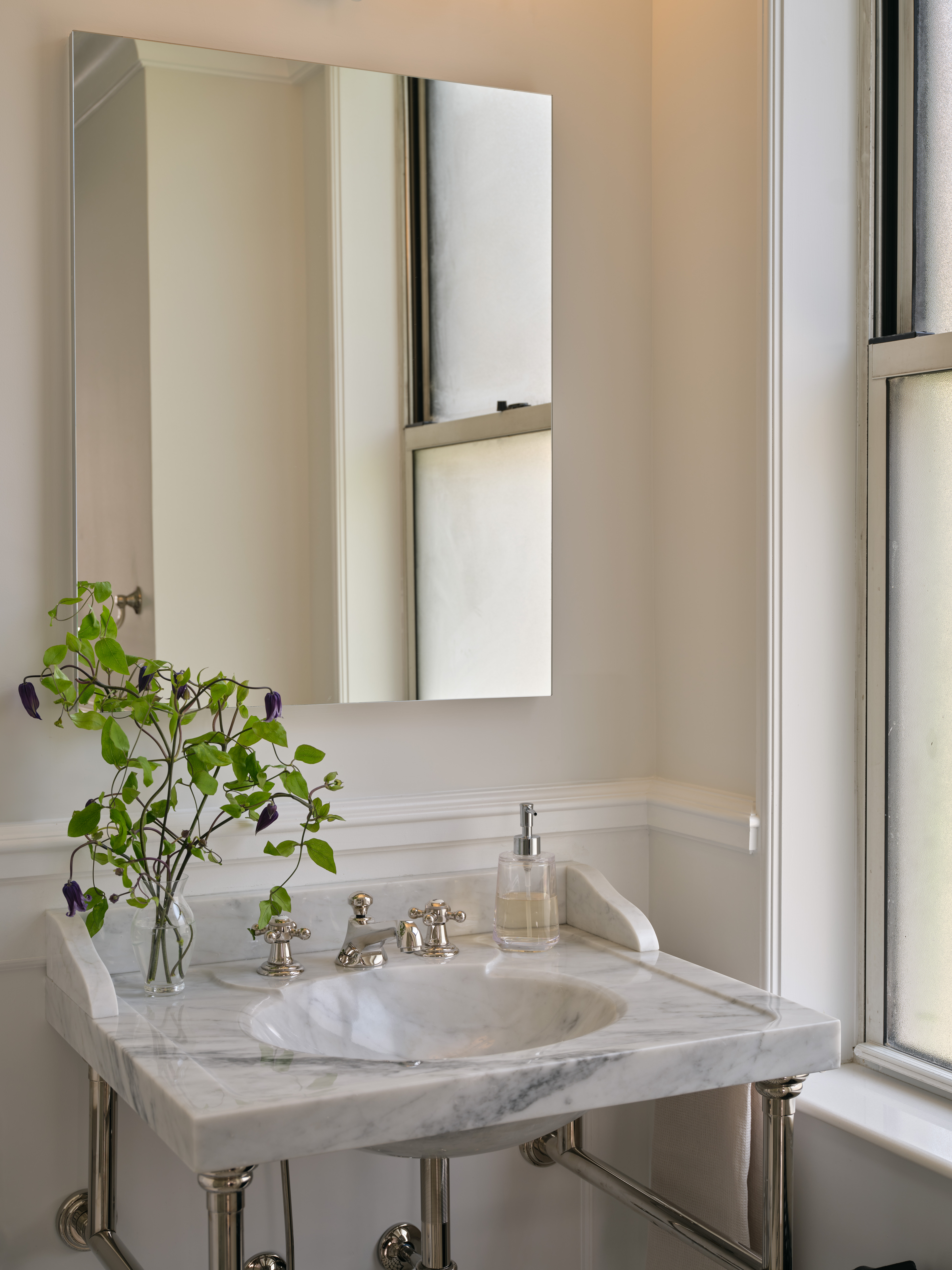 Park Ave Landmarked Apartment Image 6