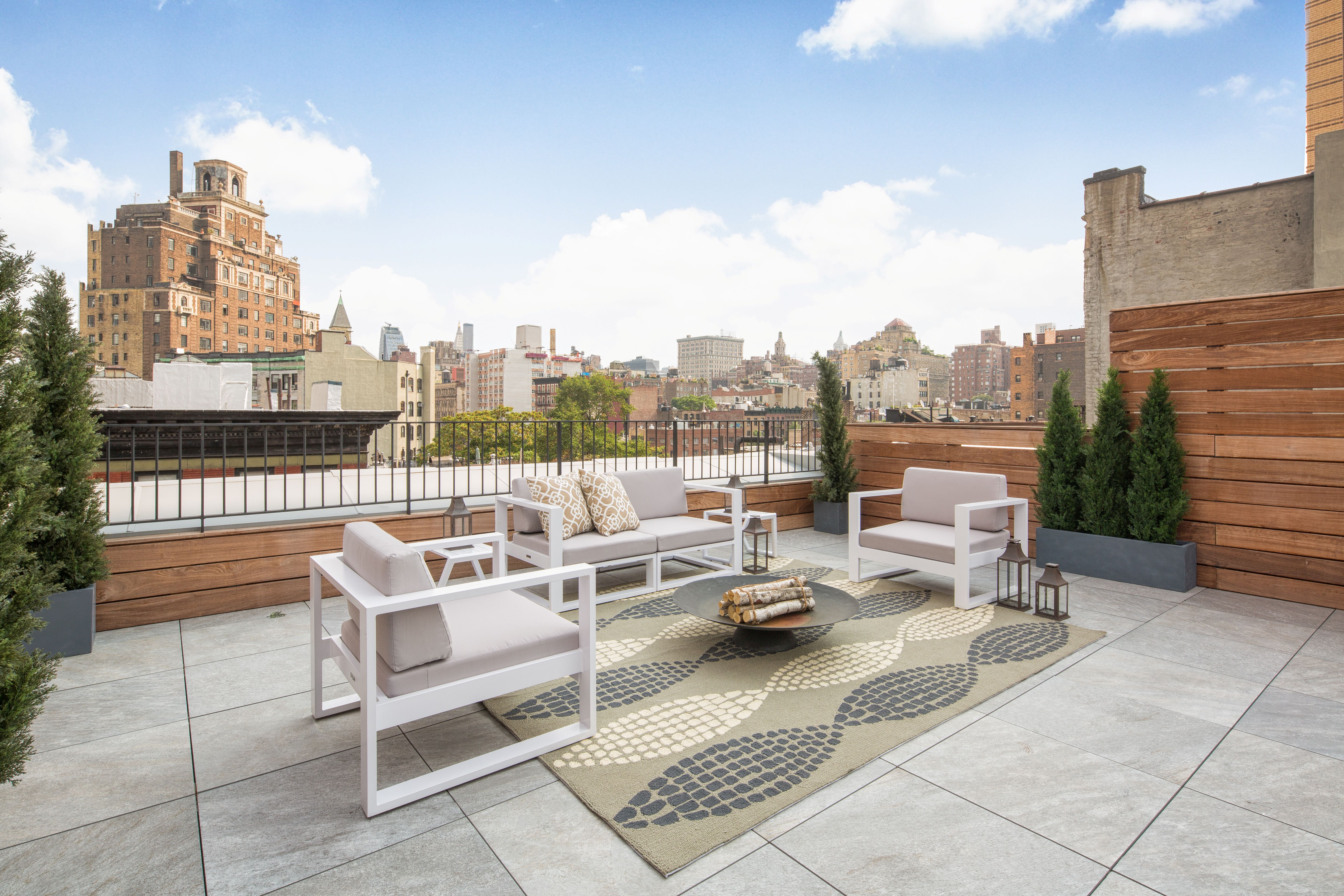 Greenwich Village Townhouse Image 19