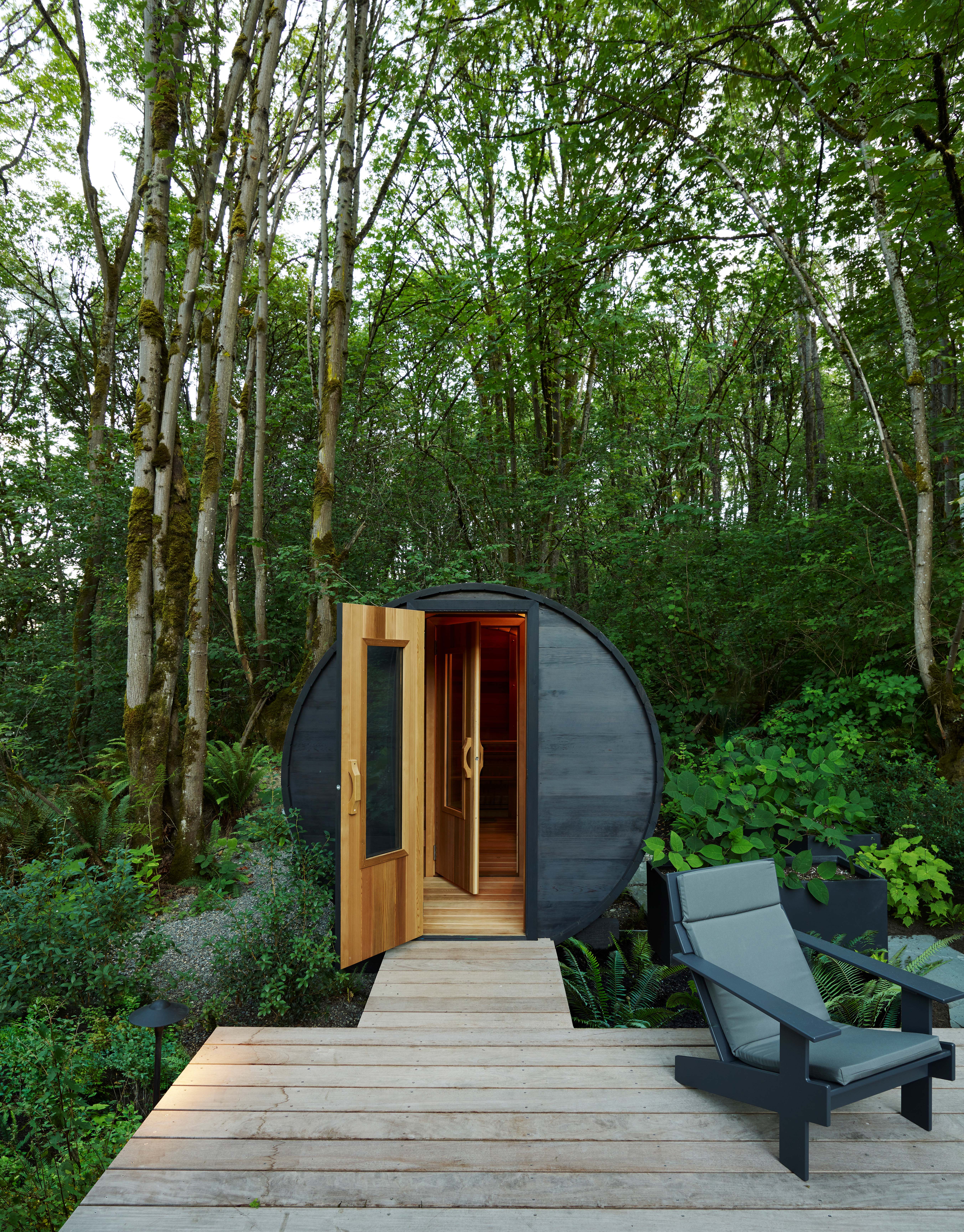 Pacific Northwest Modern Image 9
